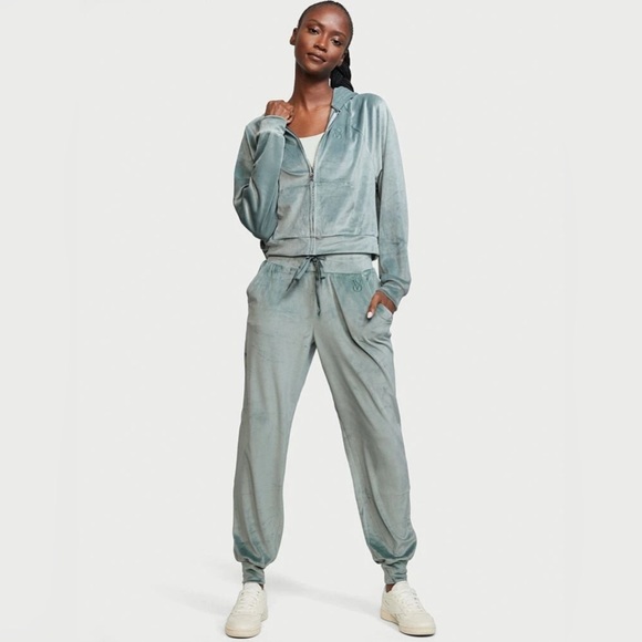 NWOT XL Victoria's Secret Velvet Velour Full Zip Hoodie Seafoam Aqua Green - Picture 3 of 7